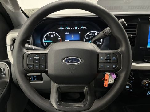 Used 2023 Ford F350 XLT image 15