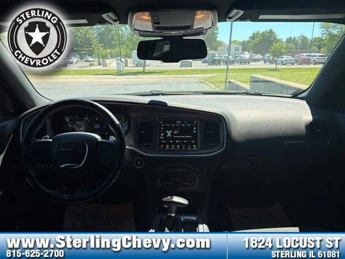 Used 2021 Dodge Charger SXT AWD/4WD image 12