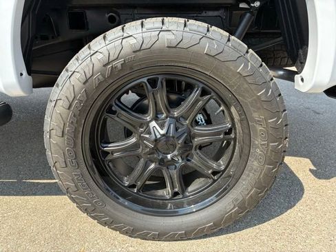 New 2025 Ford F150 XLT w/ Equipment Group 302A MID image 12