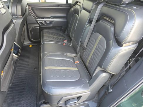 Used 2024 Rivian R1S Adventure AWD/4WD image 34