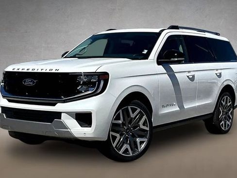 New 2026 Ford Expedition Platinum w/ Platinum Ultimate Package AWD/4WD image 1