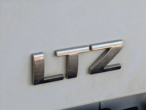 Used 2016 Chevrolet Silverado 2500 LTZ w/ Duramax Plus Package image 9