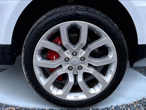 Used 2016 Land Rover Range Rover Sport Supercharged image 9