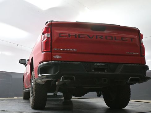 Used 2019 Chevrolet Silverado 1500 Custom Trail Boss w/ Custom Convenience Package AWD/4WD image 32