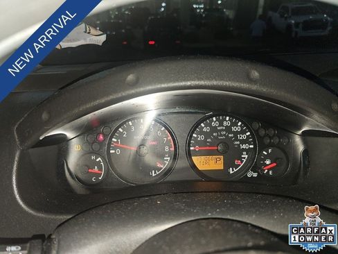 Used 2011 Nissan Frontier SV RWD image 4