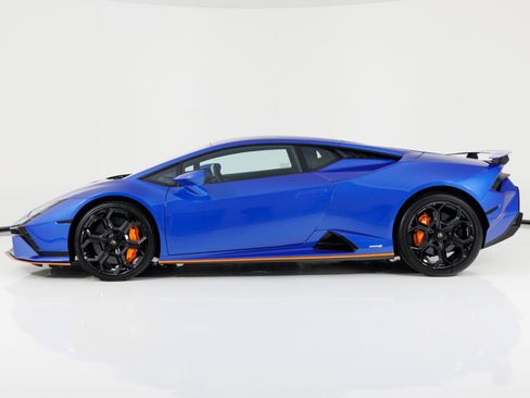 Used 2023 Lamborghini Huracan Tecnica RWD image 7