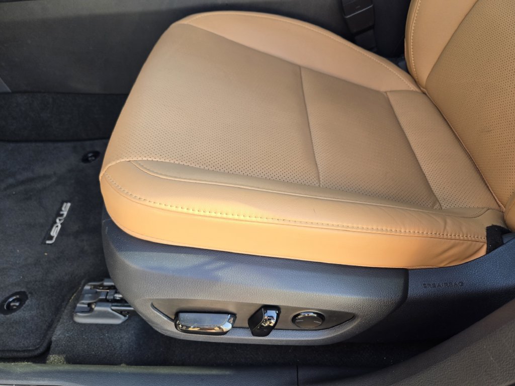 Certified 2025 Lexus RX 350 Premium FWD image 25