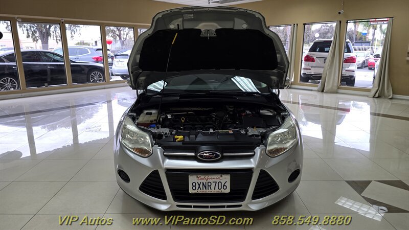 Used 2014 Ford Focus SE FWD image 8