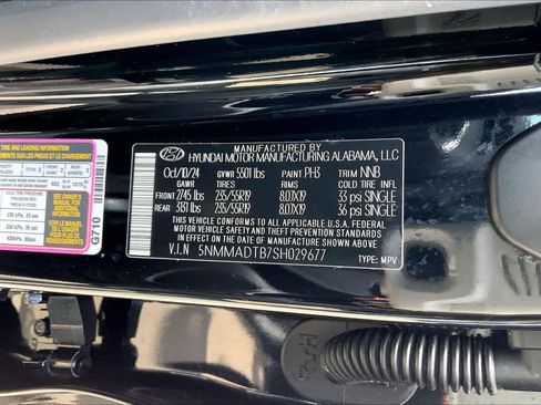 Used 2025 Genesis GV70 2.5T AWD/4WD image 34
