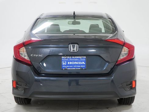 Used 2018 Honda Civic EX-L image 8