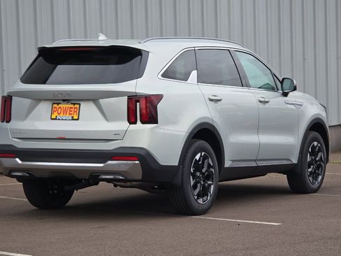 New 2026 Kia Sorento S image 5