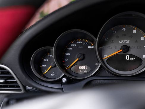Used 2011 Porsche 911 GT2 RS RWD image 19