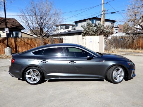 Used 2022 Audi A5 2.0T Premium image 4