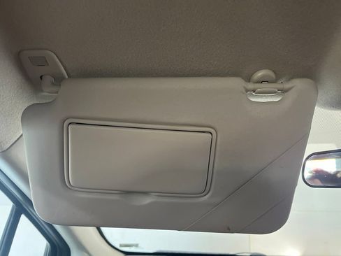 Used 2025 Nissan Versa S w/ Trunk Package FWD image 69