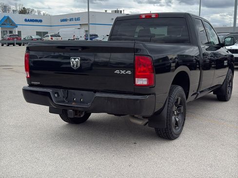 Used 2018 RAM 1500 Express AWD/4WD image 5
