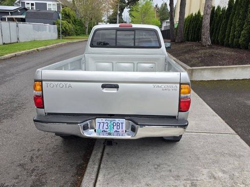 Used 2004 Toyota Tacoma 4x4 Xtracab V6 image 6