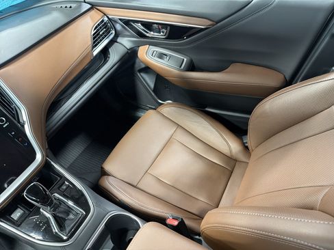 Certified 2023 Subaru Outback Touring XT AWD/4WD image 11