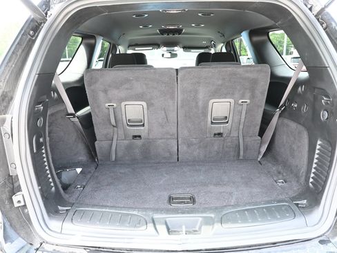 Used 2025 Dodge Durango GT RWD image 32