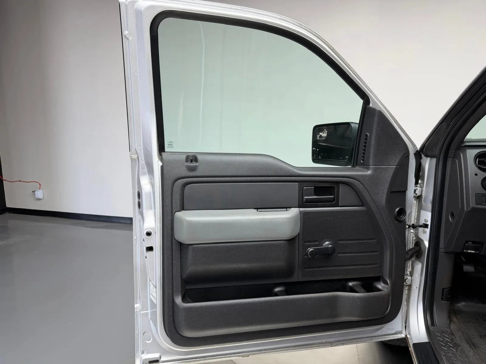 Used 2014 Ford F150 XL RWD image 14