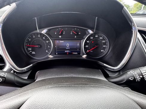 Used 2022 Chevrolet Equinox LT image 16