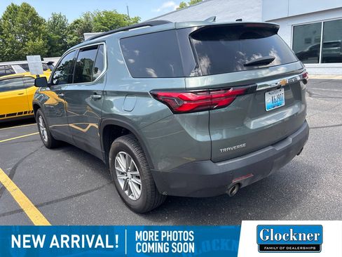 Used 2023 Chevrolet Traverse LT FWD image 5