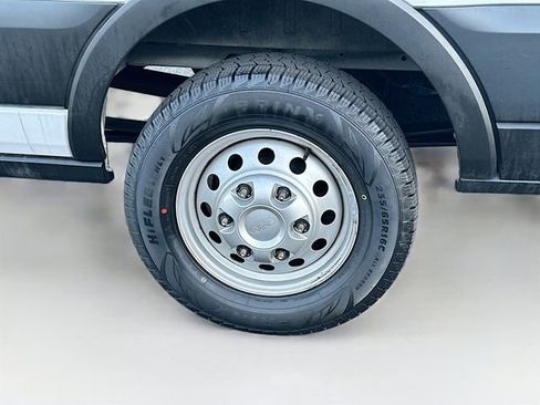 Certified 2022 Ford Transit 350 Medium Roof image 6