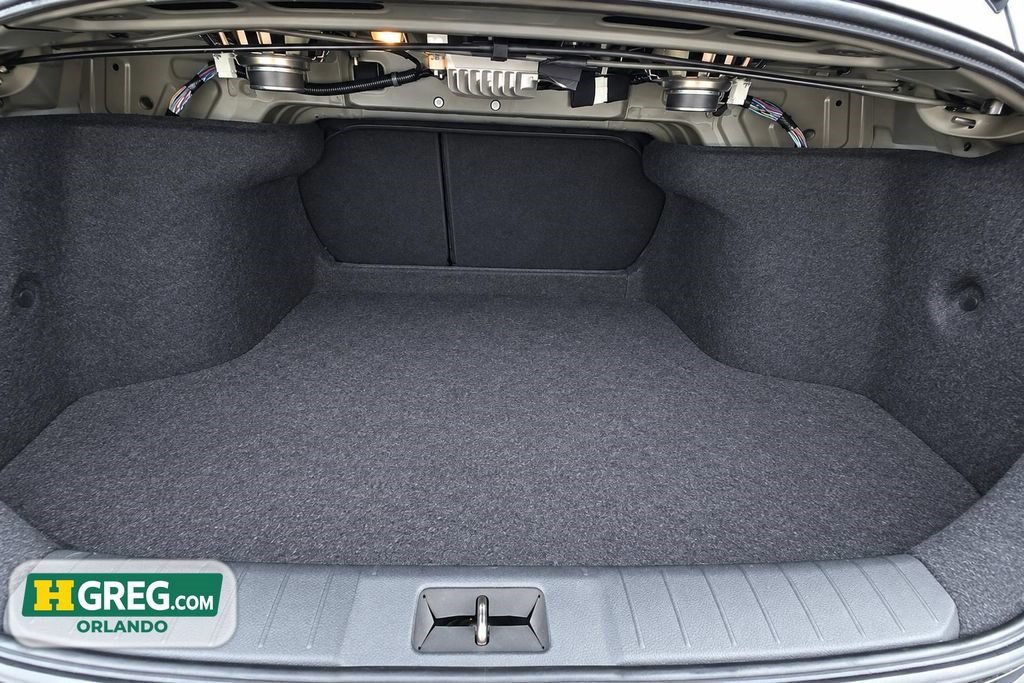 Used 2022 Nissan Sentra SR w/ SR Premium Package FWD image 18