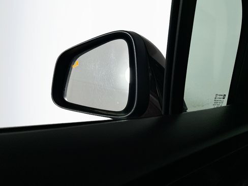 Used 2015 Buick Encore Premium image 16