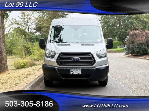 Used 2015 Ford Transit 350 XL image 4