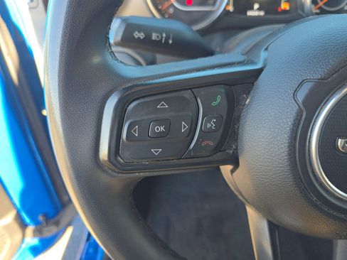 Used 2023 Jeep Gladiator Sport image 12