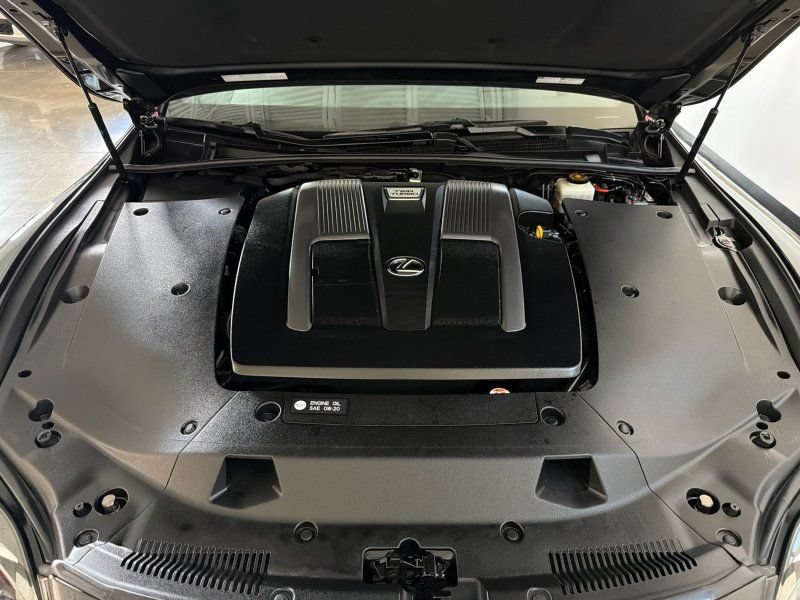 Used 2018 Lexus LS 500 w/ Luxury Package RWD image 37