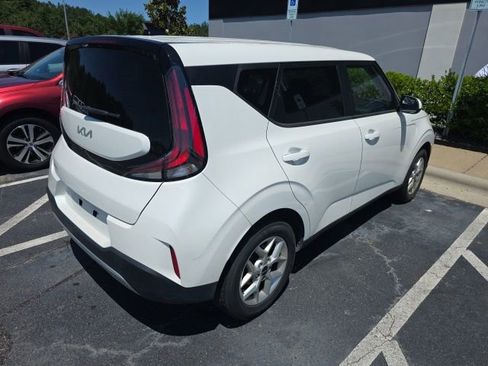 Certified 2024 Kia Soul LX w/ Option Group 015 FWD image 6