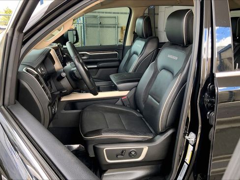 Used 2019 RAM 1500 Laramie image 8