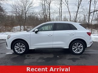 Certified 2025 Audi Q3 2.0T Premium w/ Convenience Package video 1