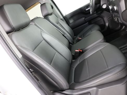 Used 2021 GMC Sierra 2500 4x4 Crew Cab w/ Convenience Package image 25