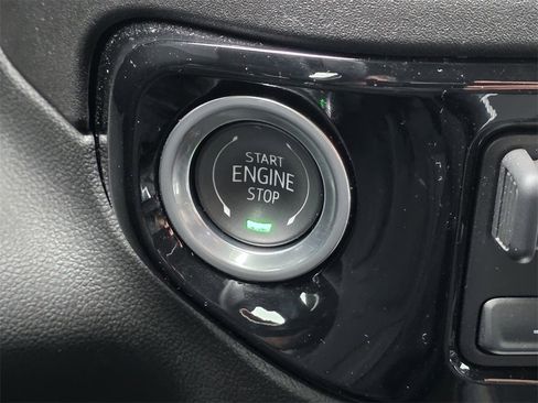 Used 2025 Chevrolet Silverado 1500 LT w/ All Star Edition Plus image 18