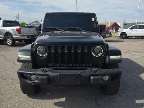 Used 2023 Jeep Gladiator Sport AWD/4WD image 8