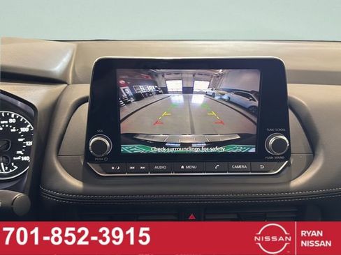 New 2026 Nissan Rogue SV w/ Cold Weather Package AWD/4WD image 31