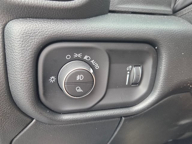 New 2026 RAM 2500 Tradesman AWD/4WD image 30
