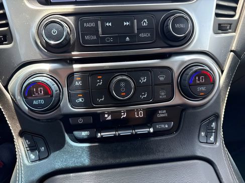 Used 2019 Chevrolet Tahoe Premier w/ Premier Plus Edition AWD/4WD image 22