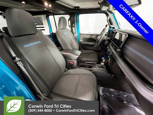 Used 2024 Jeep Wrangler Unlimited Rubicon 4xe w/ Technology Group image 16