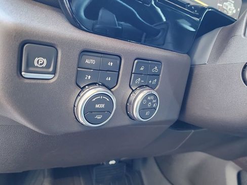 Used 2024 GMC Sierra 1500 SLT w/ SLT Premium Package image 18