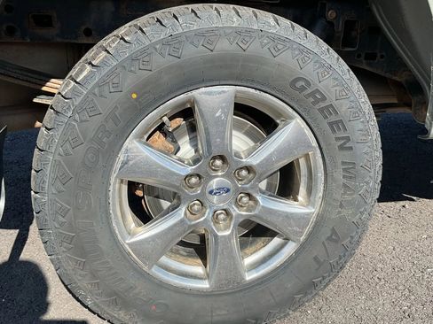 Used 2019 Ford F150 XLT w/ Equipment Group 302A Luxury image 11