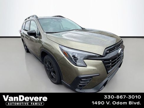 Used 2024 Subaru Ascent Onyx Edition AWD/4WD image 1