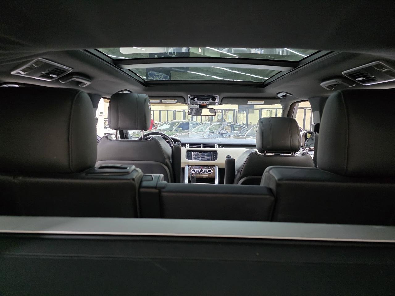 Used 2015 Land Rover Range Rover Sport HSE AWD/4WD image 14
