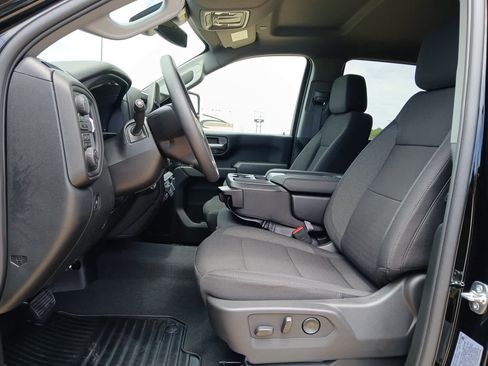 New 2026 Chevrolet Silverado 2500 Custom w/ Custom Value Package AWD/4WD image 27