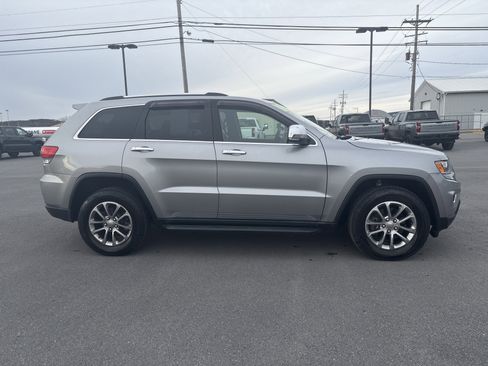 Used 2016 Jeep Grand Cherokee Limited image 2