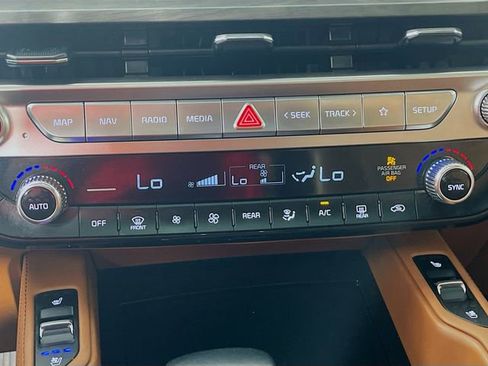 Used 2024 Kia Telluride EX X-Line image 17