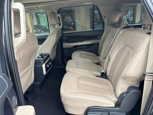 Used 2024 Ford Expedition Max Limited image 16