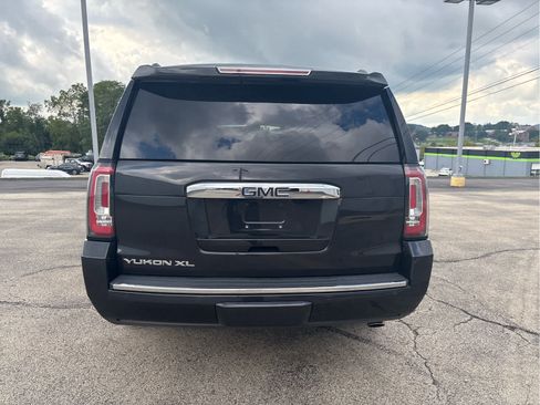 Certified 2020 GMC Yukon XL Denali w/ Denali Ultimate Package AWD/4WD image 5